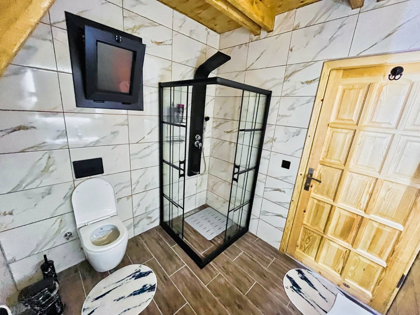 Tenta Bungalov banyo alanı